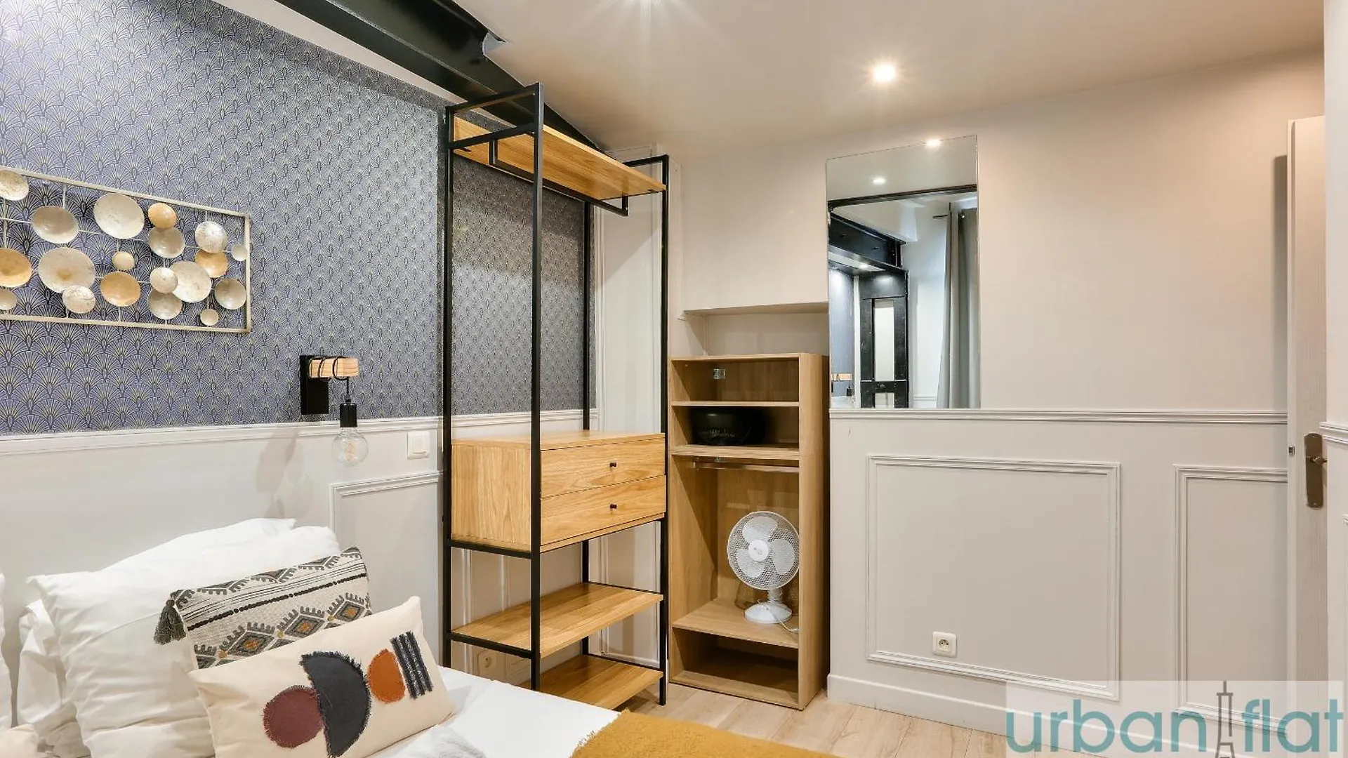 Urban Flat 44 - Chenier Apartment Paris France